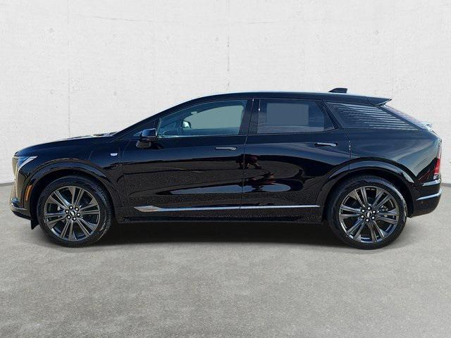new 2025 Cadillac OPTIQ car