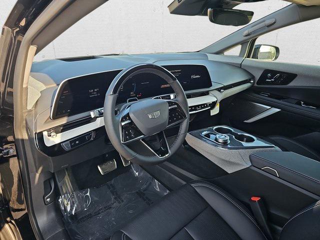 new 2025 Cadillac OPTIQ car