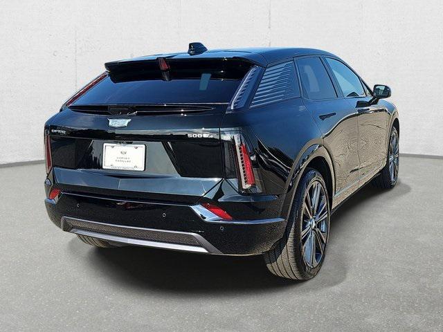 new 2025 Cadillac OPTIQ car