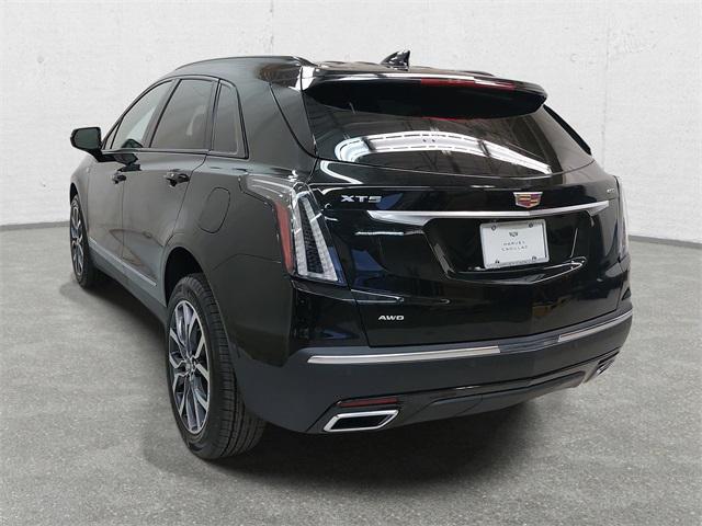 new 2025 Cadillac XT5 car, priced at $60,210