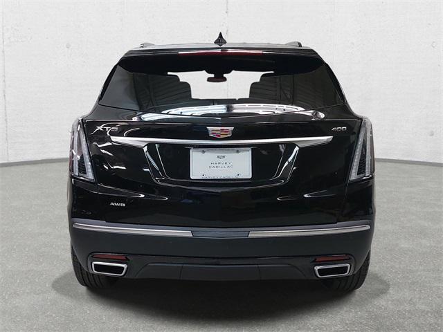 new 2025 Cadillac XT5 car, priced at $60,210