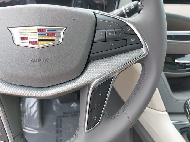 new 2025 Cadillac XT5 car, priced at $58,985