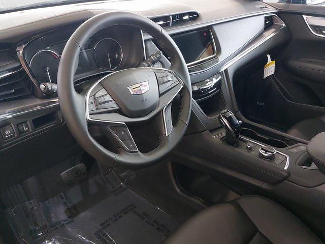 new 2025 Cadillac XT5 car, priced at $47,310