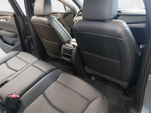 used 2022 Cadillac XT5 car, priced at $39,546