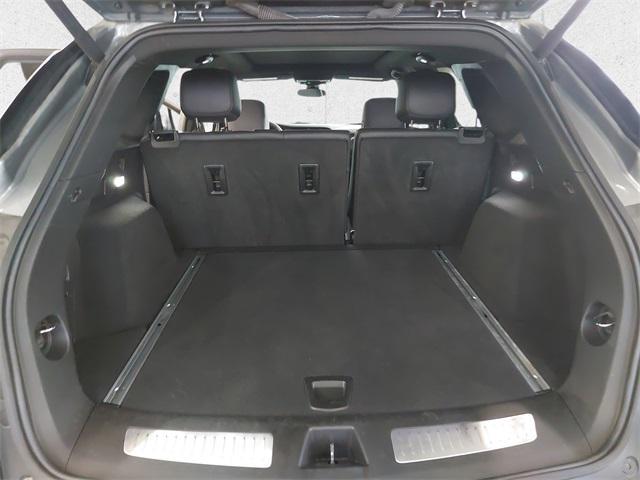 used 2022 Cadillac XT5 car, priced at $39,546