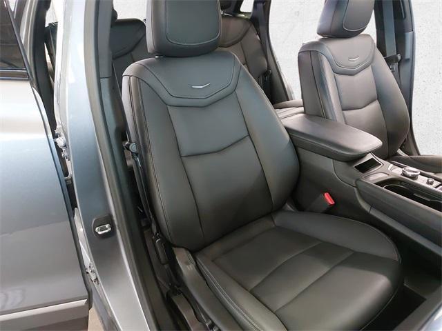 used 2022 Cadillac XT5 car, priced at $39,546