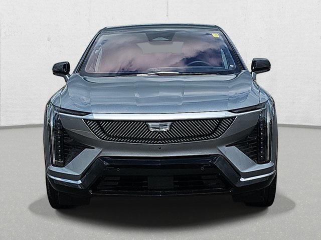 new 2025 Cadillac OPTIQ car, priced at $60,715