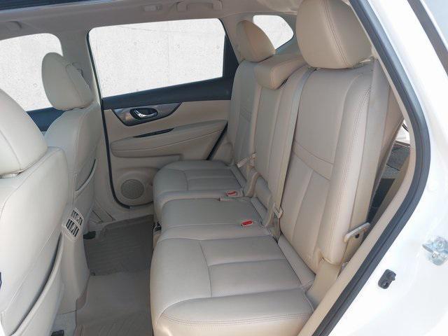used 2015 Nissan Rogue car, priced at $11,889