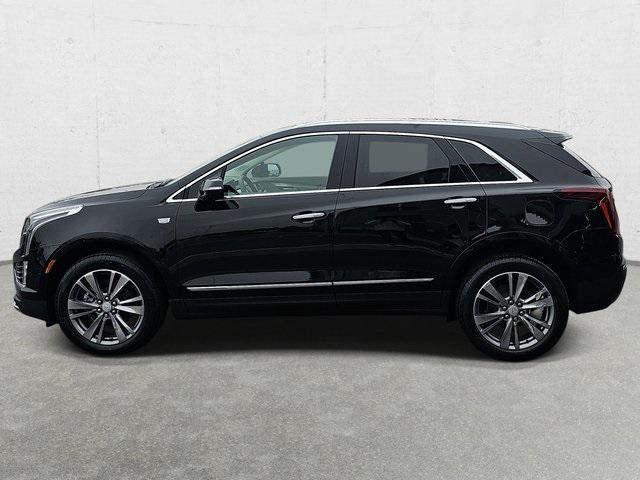 new 2025 Cadillac XT5 car, priced at $54,840