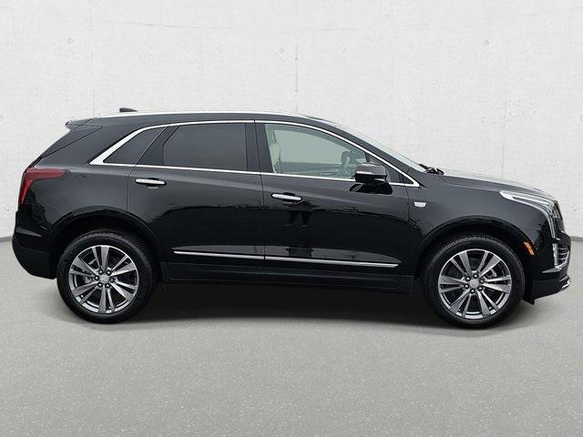 new 2025 Cadillac XT5 car, priced at $54,840
