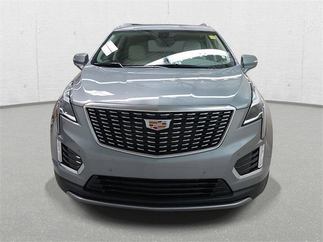 new 2025 Cadillac XT5 car