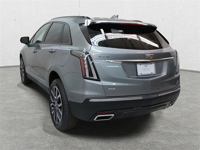 new 2025 Cadillac XT5 car