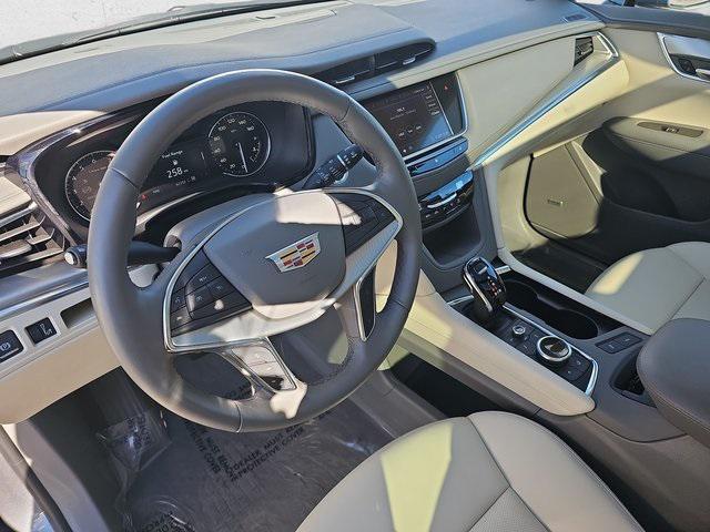 used 2020 Cadillac XT5 car, priced at $24,928