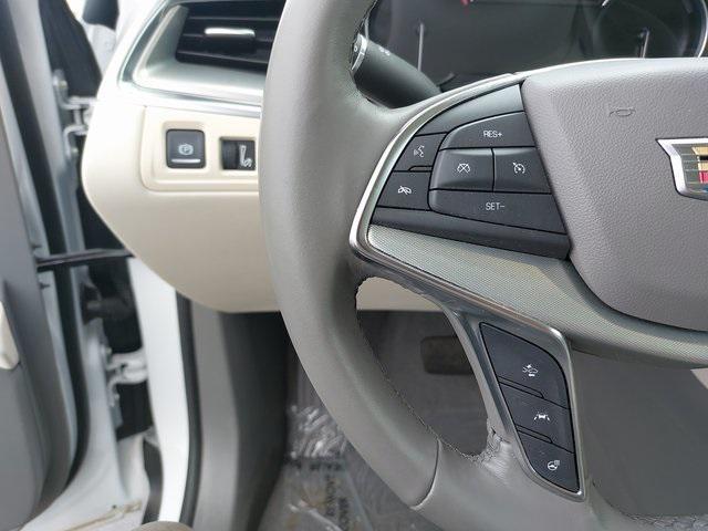 used 2022 Cadillac XT5 car, priced at $32,960