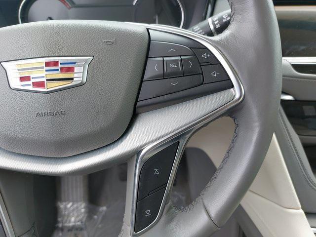 used 2022 Cadillac XT5 car, priced at $32,960