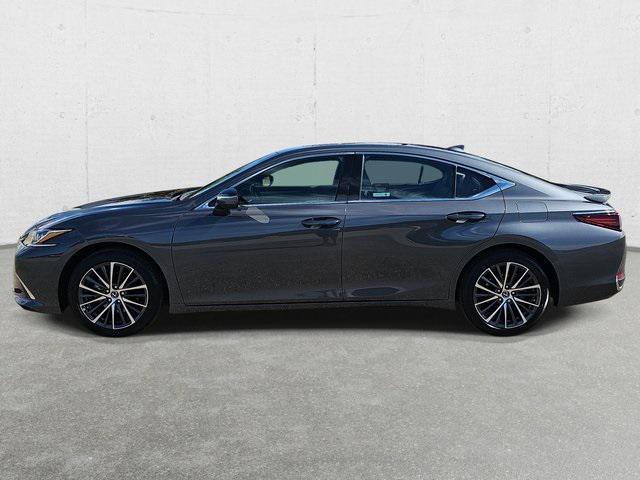 used 2025 Lexus ES 300h car, priced at $46,960