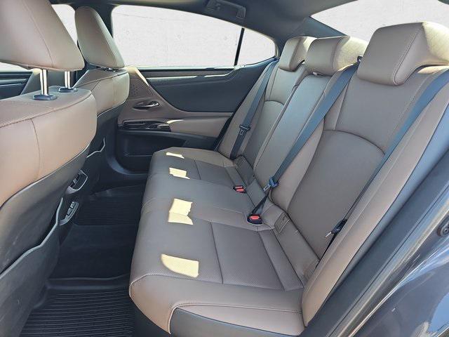 used 2025 Lexus ES 300h car, priced at $46,960