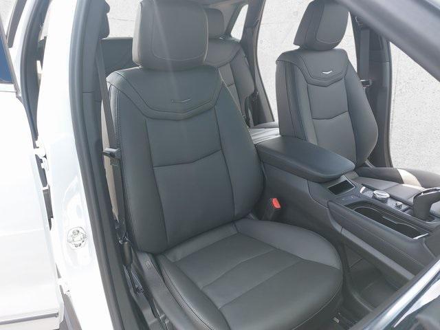 new 2025 Cadillac XT5 car, priced at $55,110