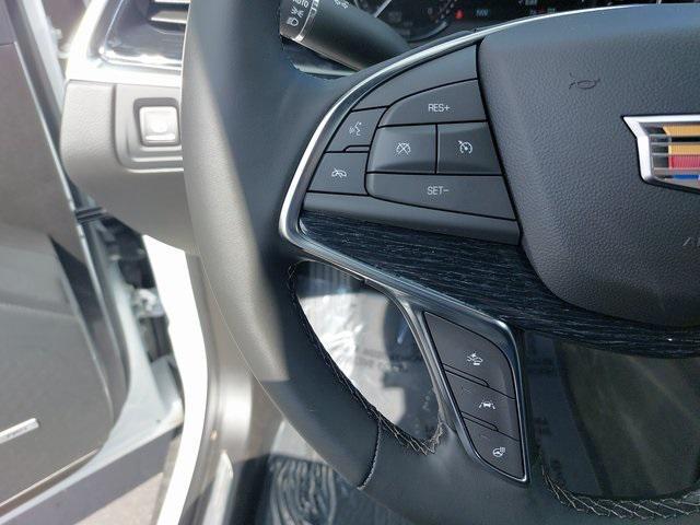 new 2025 Cadillac XT5 car, priced at $55,110