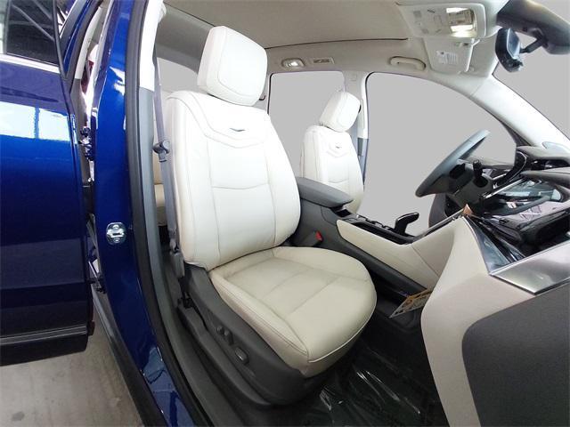 new 2025 Cadillac XT6 car, priced at $64,365