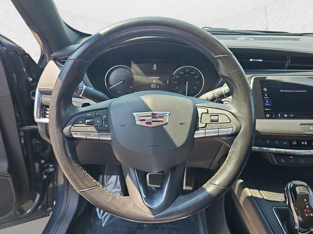 used 2020 Cadillac XT4 car, priced at $23,987
