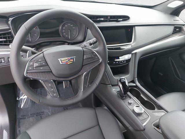 new 2025 Cadillac XT5 car, priced at $63,110