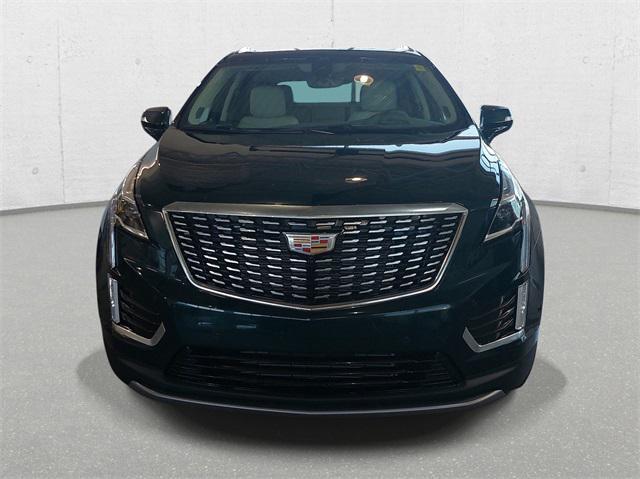 new 2025 Cadillac XT5 car, priced at $57,985