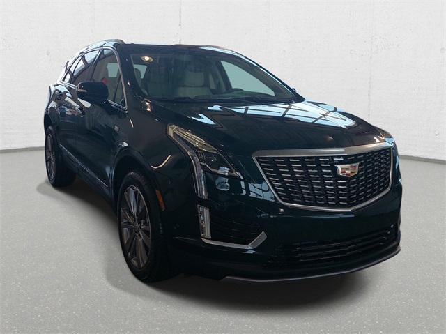 new 2025 Cadillac XT5 car, priced at $57,985