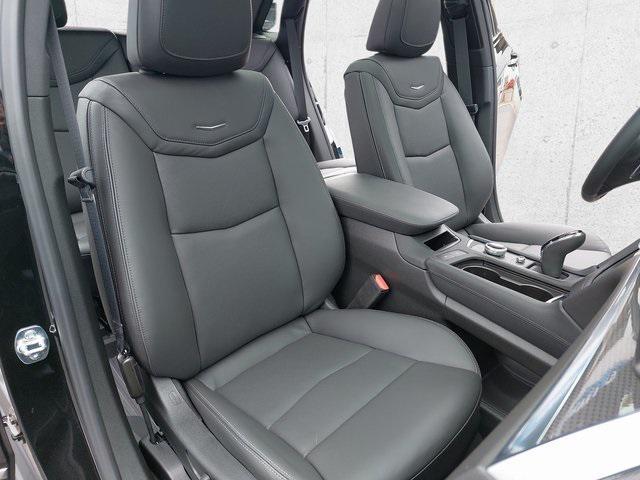 new 2025 Cadillac XT5 car, priced at $64,285