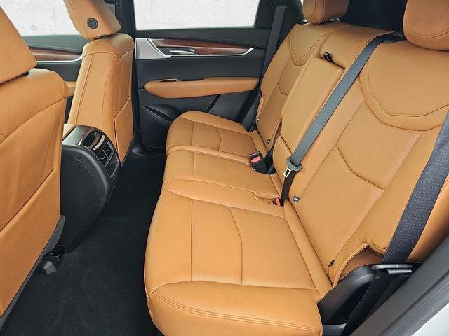 new 2025 Cadillac XT5 car, priced at $60,015