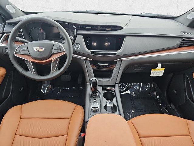 new 2025 Cadillac XT5 car, priced at $60,015