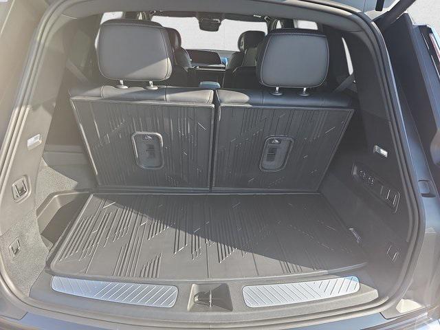new 2026 Cadillac VISTIQ car, priced at $83,309