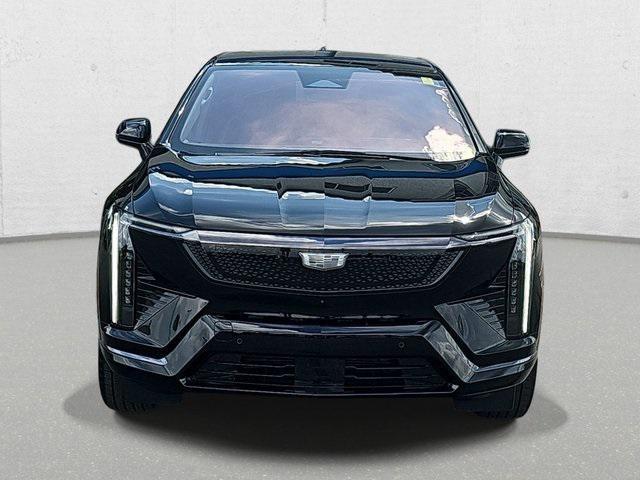 new 2025 Cadillac OPTIQ car, priced at $55,610