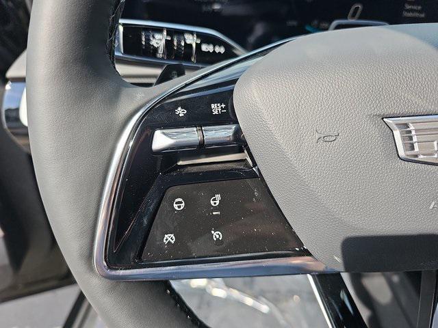 new 2025 Cadillac OPTIQ car, priced at $55,610