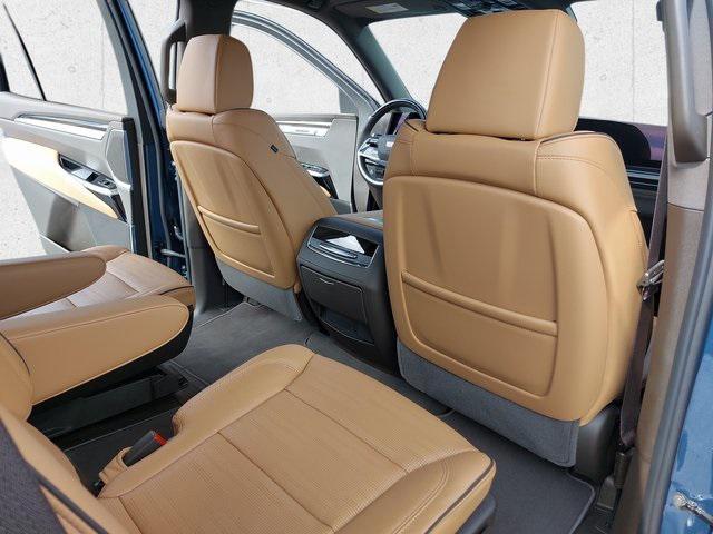 new 2025 Cadillac Escalade car, priced at $107,715
