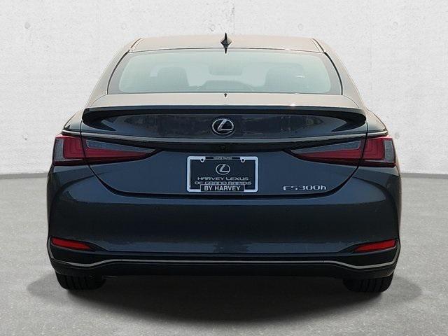 new 2025 Lexus ES 300h car, priced at $47,984