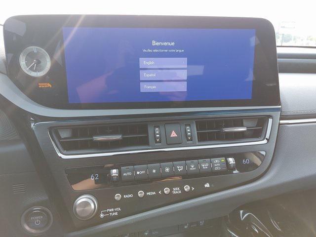 new 2025 Lexus ES 300h car, priced at $47,984