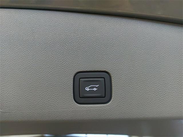 new 2025 Cadillac XT6 car, priced at $61,640