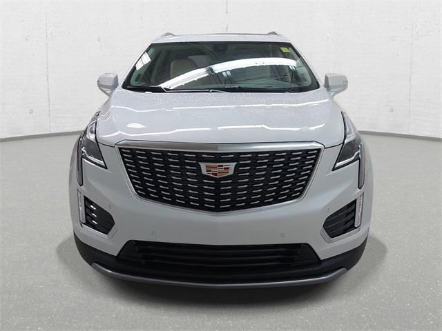 new 2025 Cadillac XT5 car