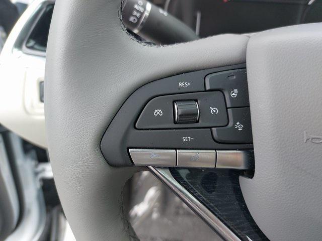 used 2024 Cadillac XT6 car, priced at $48,994