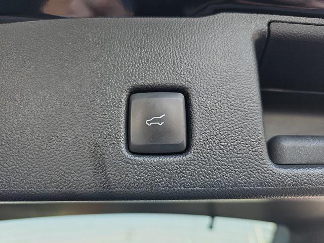 used 2022 Ford Escape car, priced at $22,984