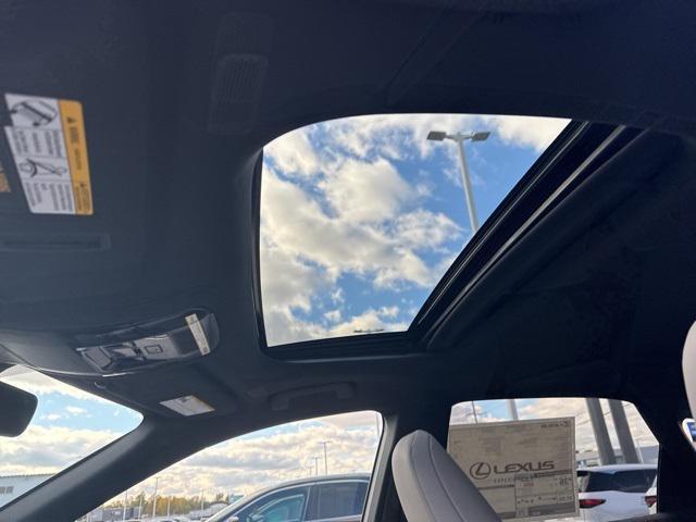 new 2026 Lexus RX 350 car, priced at $59,999