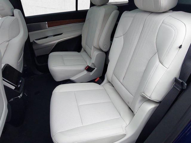 new 2026 Cadillac VISTIQ car, priced at $81,615
