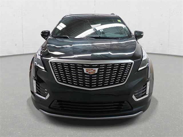 new 2025 Cadillac XT5 car