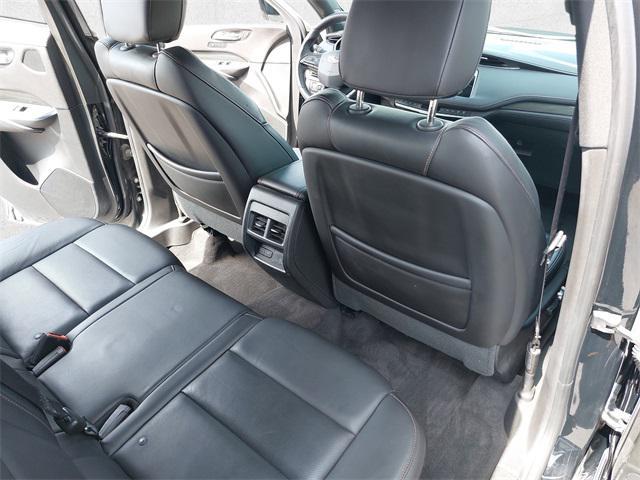 used 2019 Cadillac XT4 car, priced at $21,274