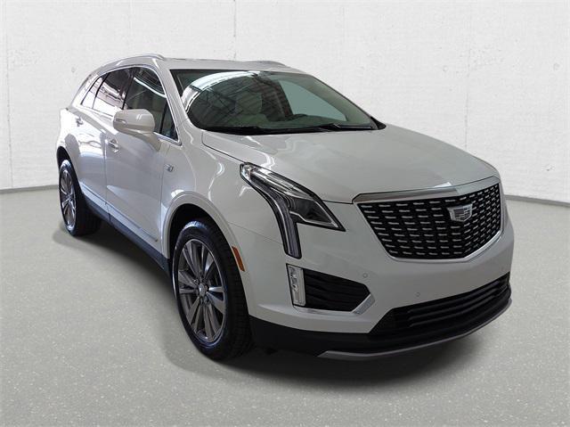 used 2022 Cadillac XT5 car, priced at $38,994