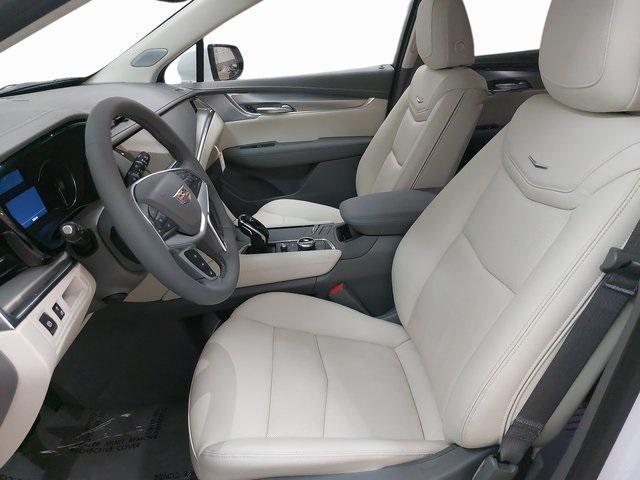 used 2025 Cadillac XT5 car, priced at $47,980