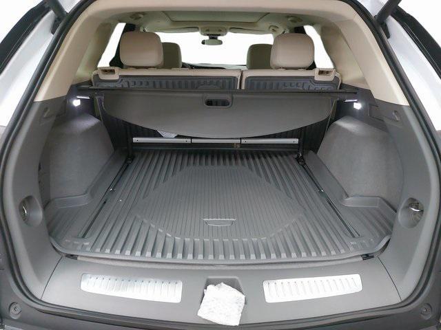 used 2025 Cadillac XT5 car, priced at $47,980