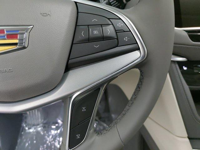 used 2025 Cadillac XT5 car, priced at $47,980