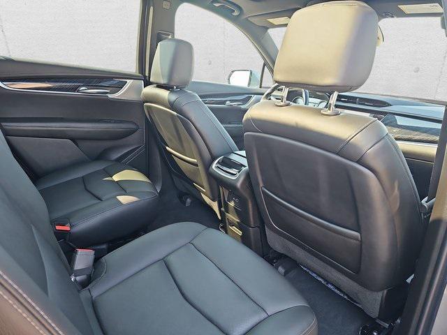 used 2021 Cadillac XT6 car, priced at $31,988